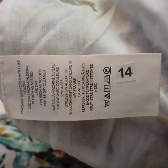 Anthropologie The Peregrine Floral Midi Dress SZ M Button Up Ruffle Sleeve NWOT - Picture 15 of 16